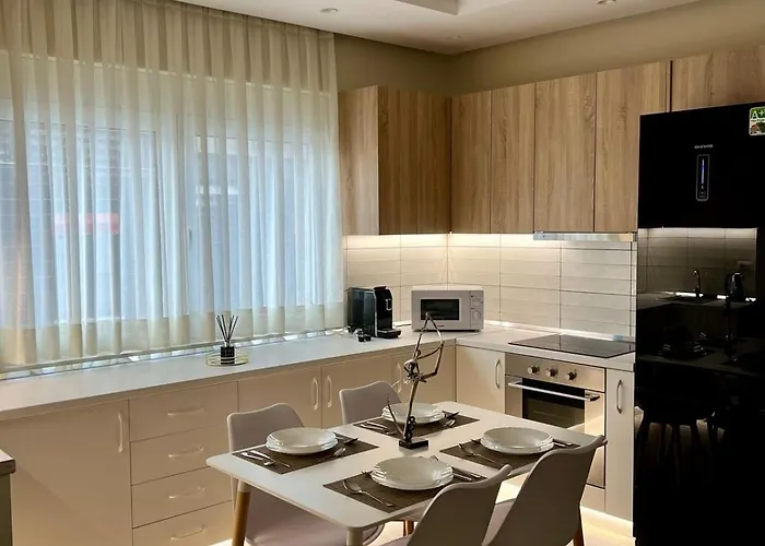 Steps From The Center Lägenhet *